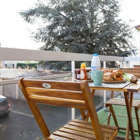 Appartement Cozy: 10/15 Min Des Champs Elysee Sartrouville Bagian luar foto